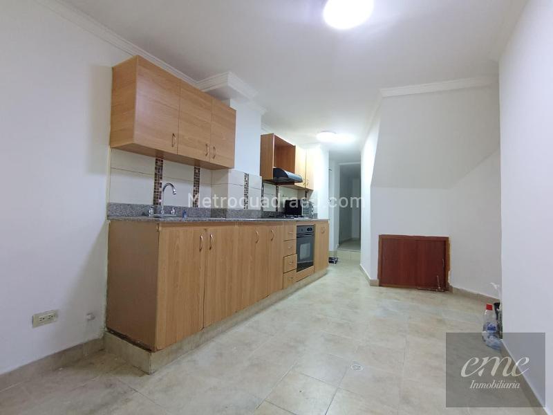 Amplio apartamento en arriendo de 2 alcobas en Sabaneta (Virgen del Carmen) - 2