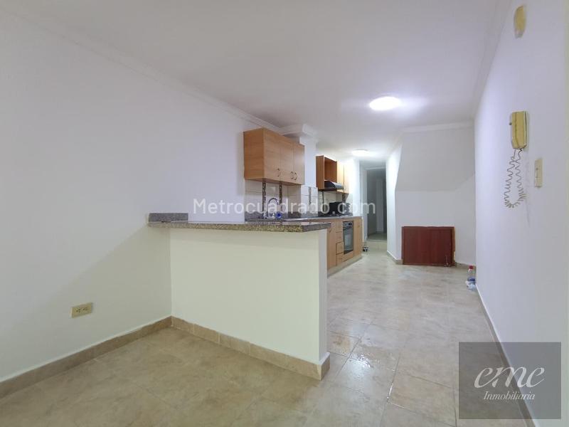 Amplio apartamento en arriendo de 2 alcobas en Sabaneta (Virgen del Carmen) - 5