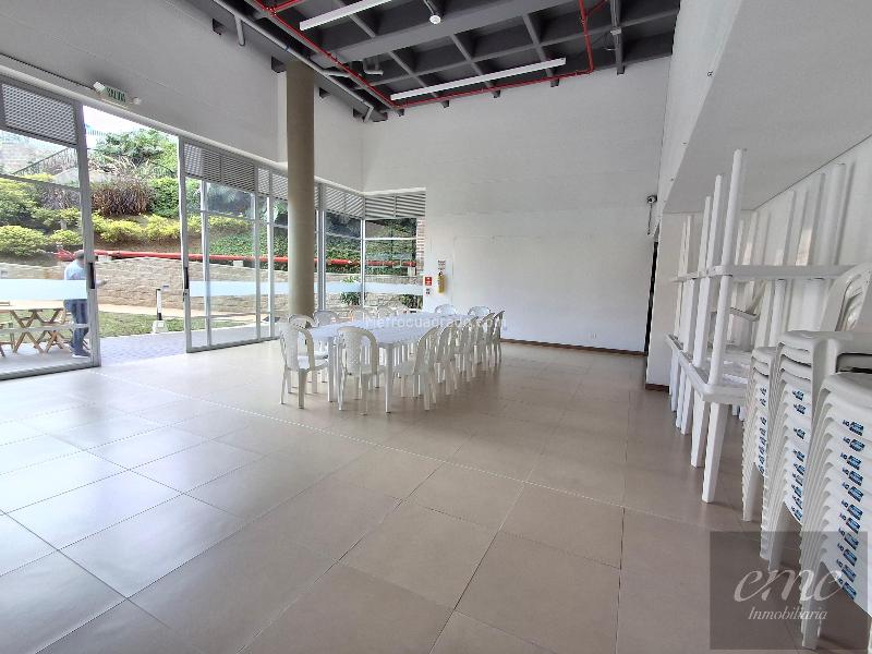 Brand-New 2BR Apartment with Private Parking in Sabaneta - 8