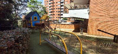 Apartamento de 3 alcobas en arriendo en Las Santas, Medellín, 127 m² · foto 8 de 20