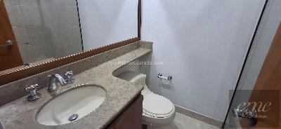 Apartamento de 3 alcobas en arriendo en Las Santas, Medellín, 127 m² · foto 12 de 20