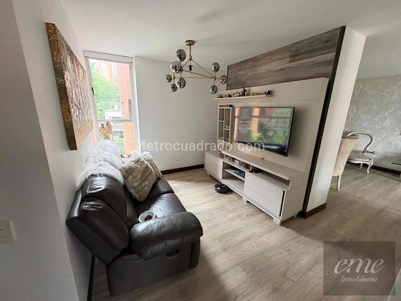 Spacious 4BR Apartment with 4 Baths in Castropol - 7