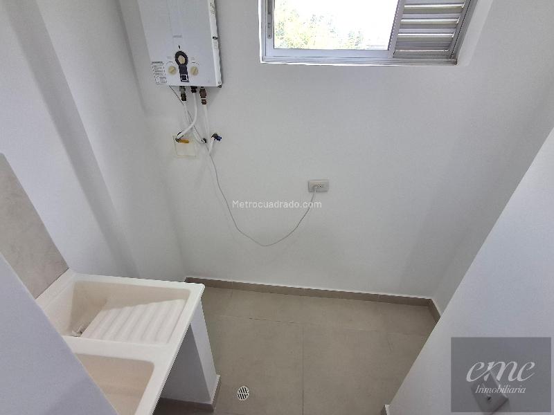 Casa en Arriendo, San Antonio De Pereira, Rionegro - 3