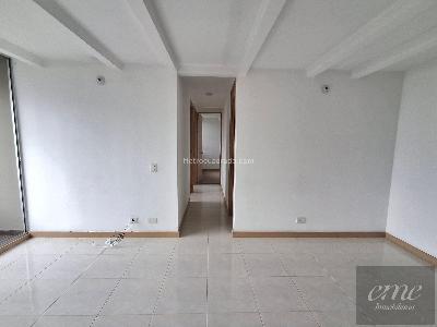 Apartamento de 3 alcobas en venta en Calle Vieja, Bello, 64 m² · foto 4 de 19
