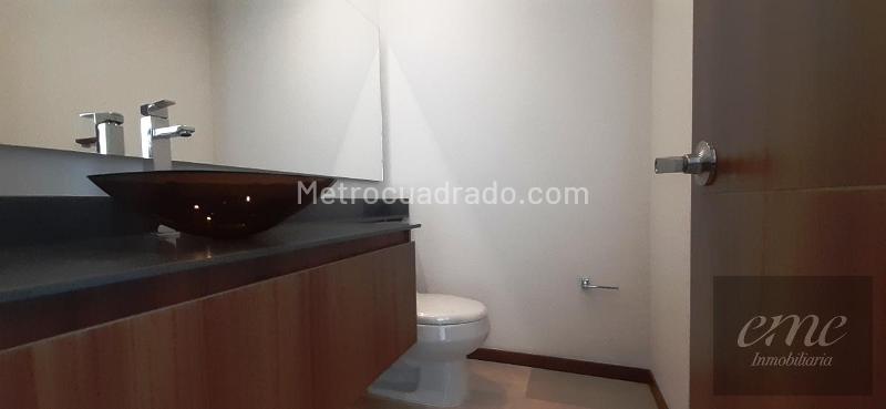 Modern 3BR Apartment with Pool in La Calera - 5