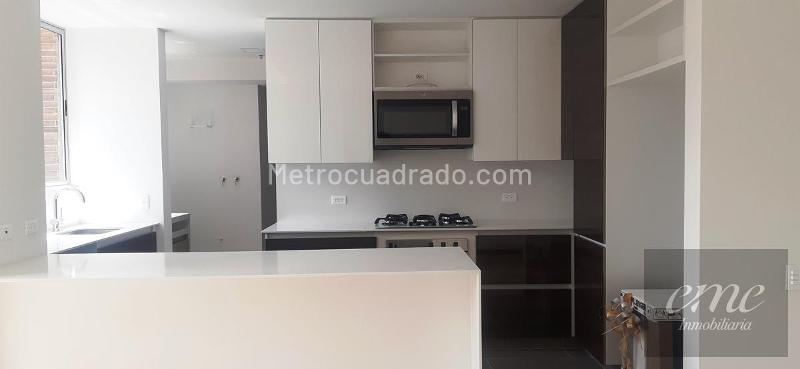 Modern 3BR Apartment with Pool in La Calera - 7