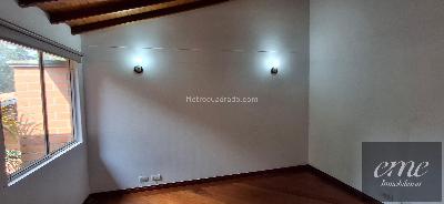 Casa de 4 alcobas en arriendo en Cola Del Zorro, Medellín, 250 m² · foto 11 de 20