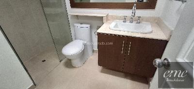 Casa de 4 alcobas en arriendo en Cola Del Zorro, Medellín, 250 m² · foto 14 de 20