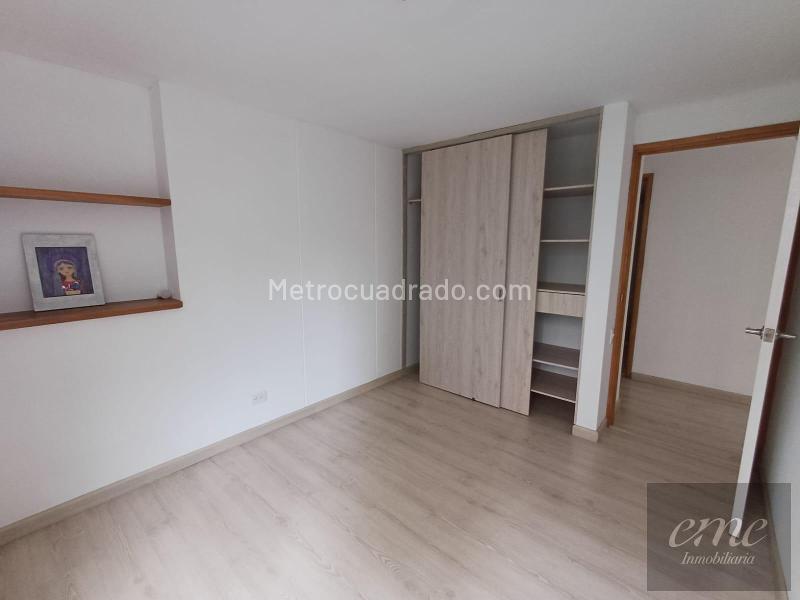 Beautiful 3BR Apartment in La Calera - 4