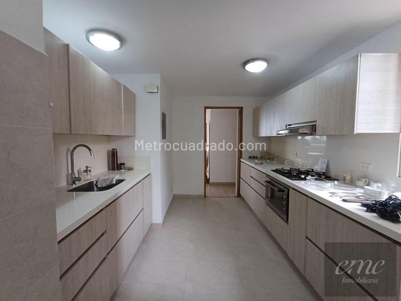 Beautiful 3BR Apartment in La Calera - 9