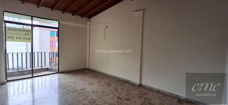 3BR Apartment in Los Colores (4th Floor, No Elevator) - 2