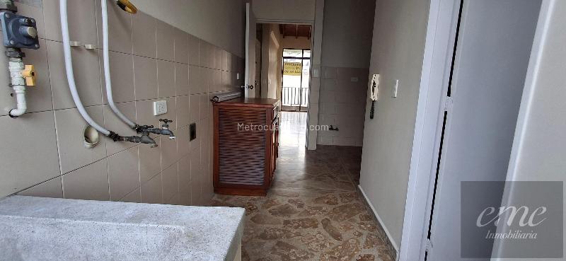 3BR Apartment in Los Colores (4th Floor, No Elevator) - 8