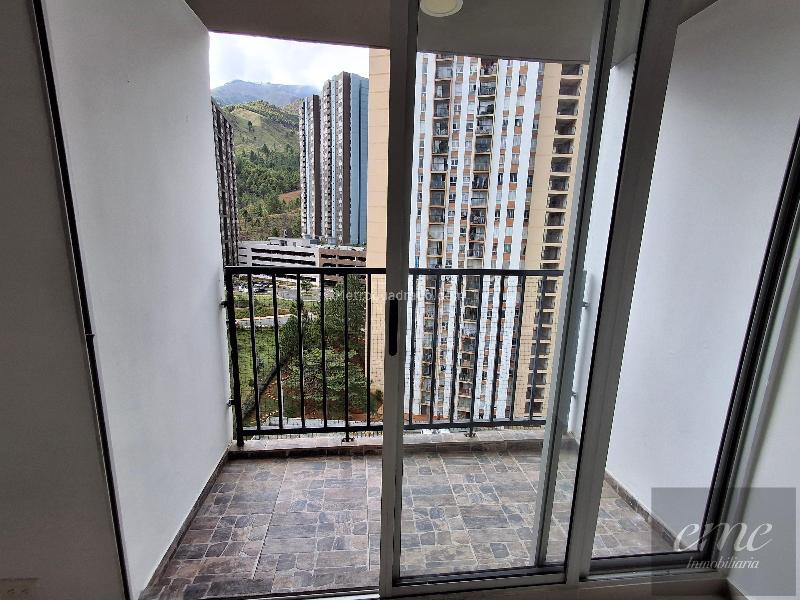 Apartamento en arriendo 3 alcobas en Terranova (Niquía Arriba) - 4