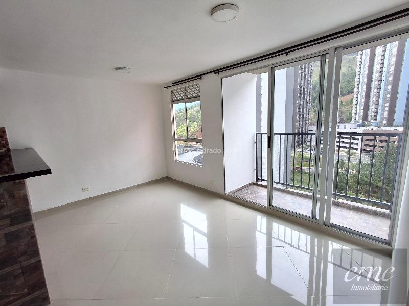 Apartamento en arriendo 3 alcobas en Terranova (Niquía Arriba) - 5