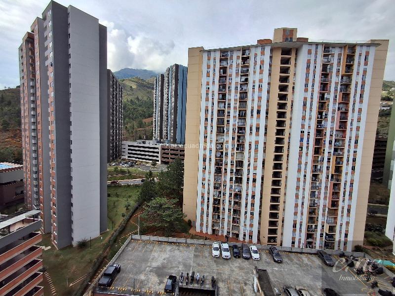 Apartamento en arriendo 3 alcobas en Terranova (Niquía Arriba) - 7