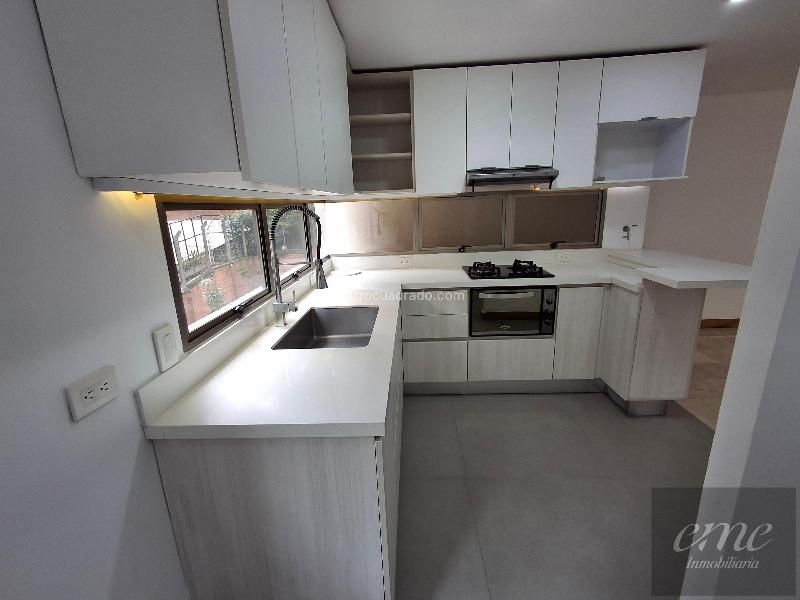 Apartamento en Arriendo de 3 Alcobas en Los Parra, El Poblado - 4