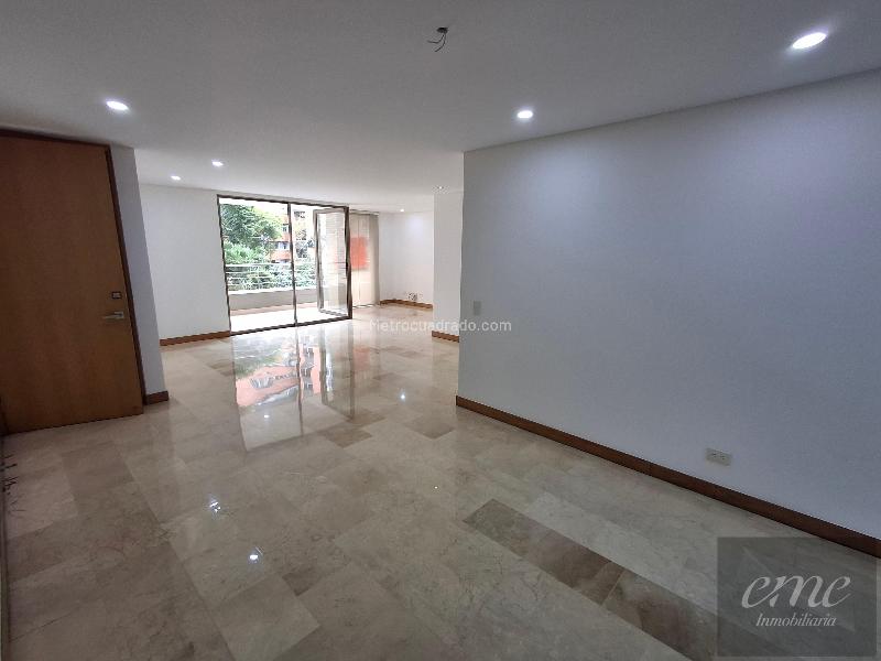Apartamento en Arriendo de 3 Alcobas en Los Parra, El Poblado - 8