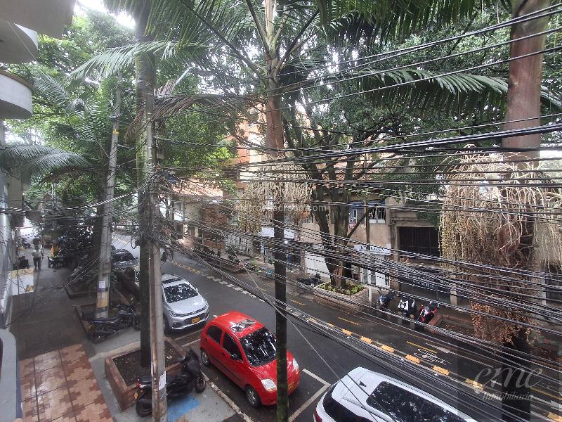 Commercial 5BR House for Rent near Universidad María Cano, La Candelaria - 8