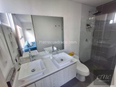 Apartamento en venta en Loma Del Escobero, Envigado · foto 11 de 18
