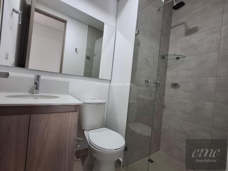 New 3BR Apartment for Rent in La Colina with Private Covered Parking - 5