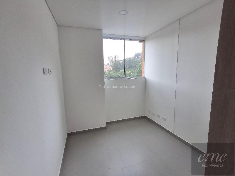 New 3BR Apartment for Rent in La Colina with Private Covered Parking - 6