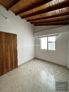 Apartamento de 4 alcobas en arriendo en Calasanz Parte Baja, Medellín, 215 m² · foto 10 de 20