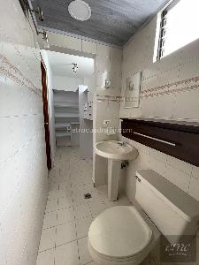 Apartamento de 4 alcobas en arriendo en Calasanz Parte Baja, Medellín, 215 m² · foto 11 de 20