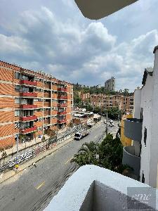 Apartamento de 4 alcobas en arriendo en Calasanz Parte Baja, Medellín, 215 m² · foto 19 de 20