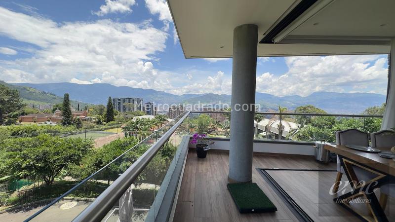 3BR Apartment in Loma Del Escobero (130 m²) - 3