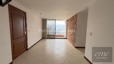 Apartamento de 2 alcobas en arriendo en Loma De Los Balsos, Medellín, 72 m² · foto 4 de 20