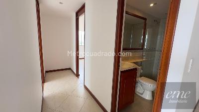 Apartamento de 2 alcobas en arriendo en Loma De Los Balsos, Medellín, 72 m² · foto 12 de 20