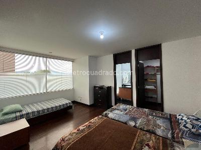 Apartaestudio en venta en El Tesoro, Medellín, 68 m² · foto 3 de 17