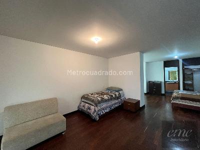 Apartaestudio en venta en El Tesoro, Medellín, 68 m² · foto 7 de 17