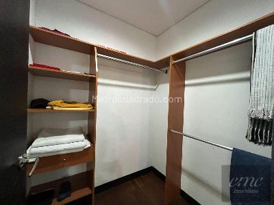 Apartaestudio en venta en El Tesoro, Medellín, 68 m² · foto 12 de 17