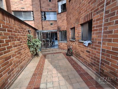 Apartamento en arriendo en Vizcaya, Medellín · foto 8 de 20