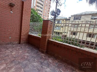 Apartamento de 3 alcobas en venta en Laureles Estadio, Medellín, 170 m² · foto 2 de 20
