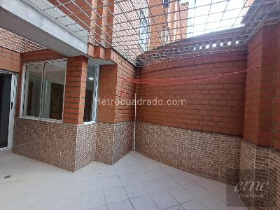 Apartamento de 3 alcobas en venta en Laureles Estadio, Medellín, 170 m² · foto 4 de 20
