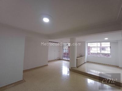Apartamento de 3 alcobas en venta en Laureles Estadio, Medellín, 170 m² · foto 6 de 20