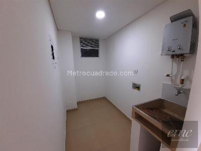 Apartamento de 3 alcobas en venta en Parque De Bello, Bello, 78 m² · foto 10 de 16