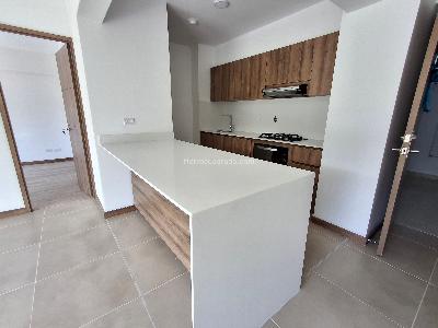 Apartamento de 2 alcobas en venta en Tres Esquinas, Sabaneta, 83 m² · foto 2 de 15