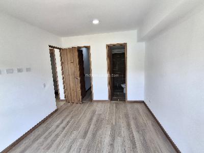 Apartamento de 2 alcobas en venta en Tres Esquinas, Sabaneta, 83 m² · foto 8 de 15