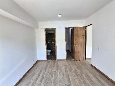 Apartamento de 2 alcobas en venta en Tres Esquinas, Sabaneta, 83 m² · foto 12 de 15