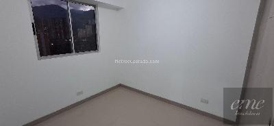 Apartamento de 3 alcobas en venta en Tres Esquinas, Sabaneta, 74 m² · foto 10 de 20