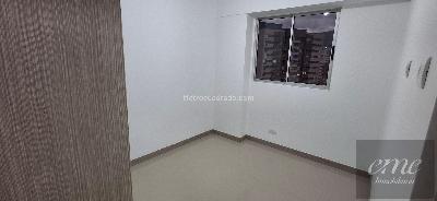Apartamento de 3 alcobas en venta en Tres Esquinas, Sabaneta, 74 m² · foto 14 de 20