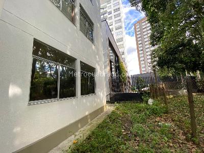Apartamento en venta en Asturias, Itagüí · foto 3 de 19
