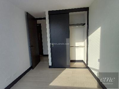 Apartamento de 3 alcobas en venta en Alto De Las Palmas, Medellín, 87 m² · foto 13 de 19