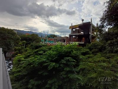 Apartamento en arriendo en Belen, Medellín · foto 9 de 12