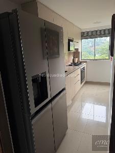 Apartamento de 2 alcobas en arriendo en Castropol, Medellín, 90 m² · foto 20 de 20