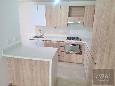 Apartamento en arriendo en Camino Verde, Envigado · foto 4 de 20