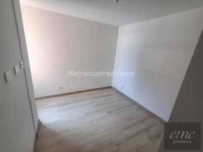Apartamento en arriendo en Camino Verde, Envigado · foto 14 de 20